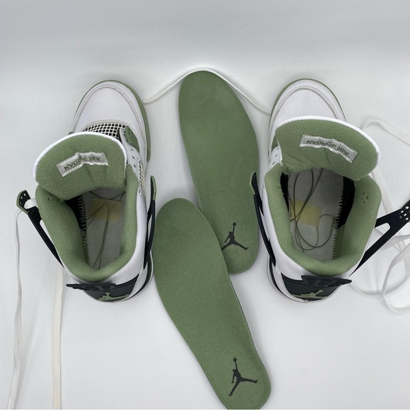 Nike Jordan 4 Retro Seafoam Women's Sneakers Shoes    -    Size:  7.5 - Picture 11 of 14